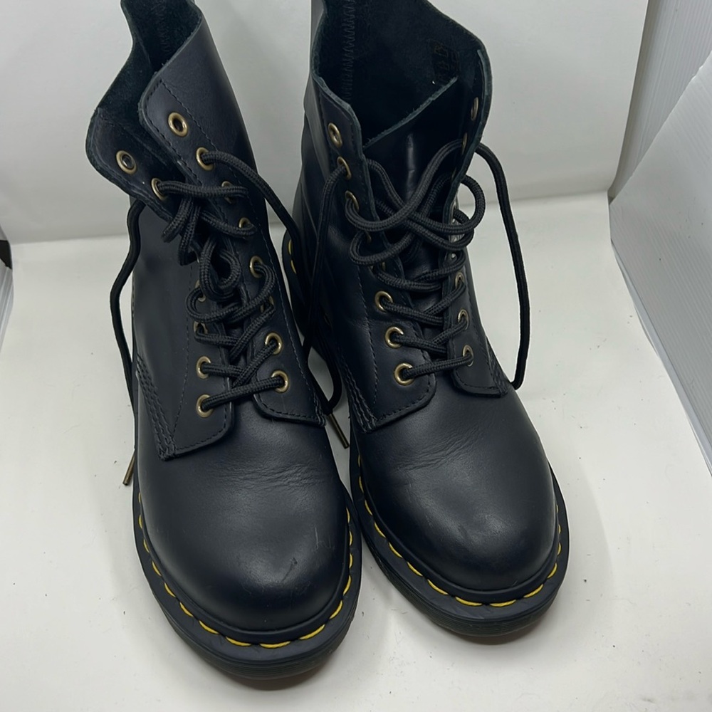 Dr. Martens 1460 Ankle Boots Size 7/Eu 38